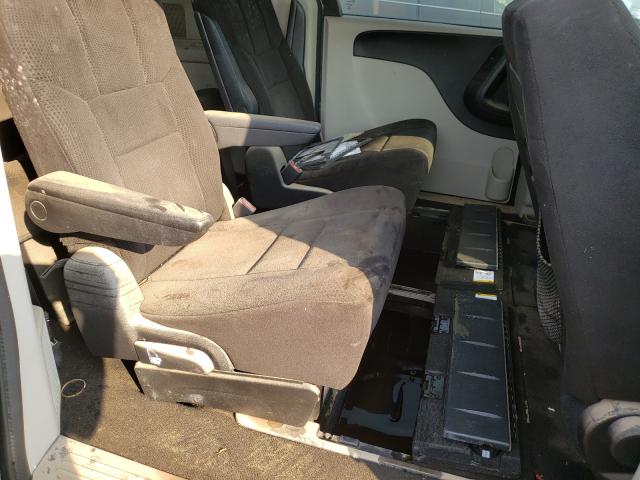 Photo 6 from auction – 2014 DODGE GRAND CARA with VIN 2C4RDGCG2ER177028