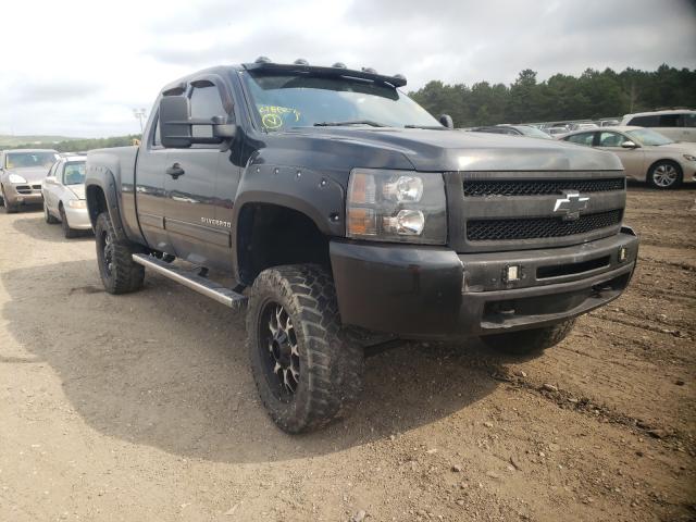 CHEVROLET SILVERADO 2010 with VIN 1GCSKSE32AZ218617 - Photo from auction