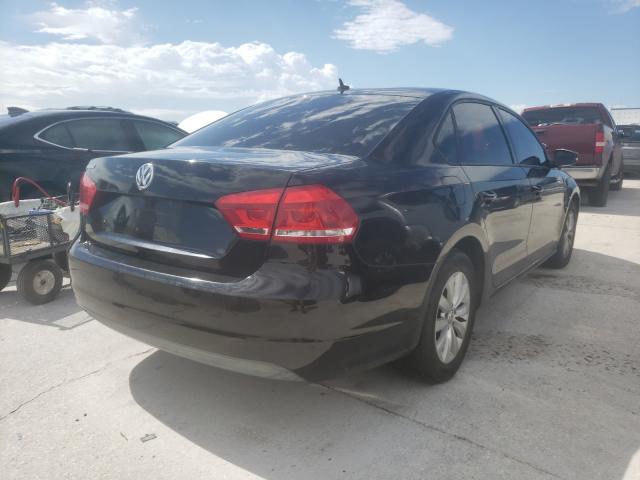 Photo 4 from auction – 2013 VOLKSWAGEN PASSAT S with VIN 1VWAP7A32DC035657