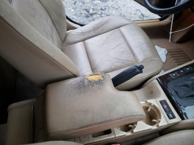 Photo 9 from auction – 2000 BMW 328 I with VIN WBAAM5349YJR62143