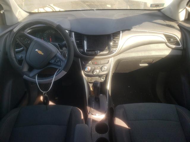 Photo 9 from auction – 2020 CHEVROLET TRAX LS with VIN 3GNCJKSB9LL219719