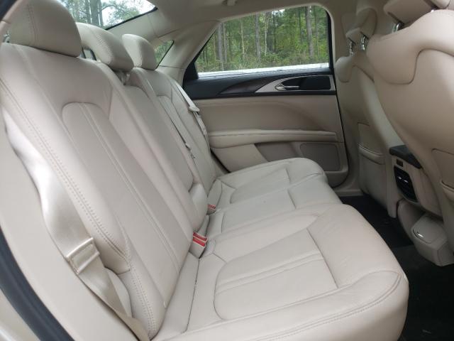 Photo 6 from auction – 2017 LINCOLN MKZ RESERV with VIN 3LN6L5F97HR627273