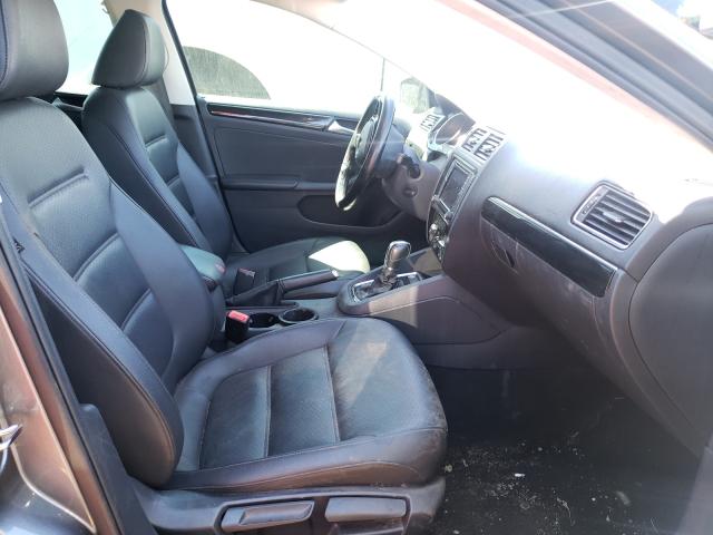 Photo 5 from auction – 2016 VOLKSWAGEN JETTA with VIN 3VWL17AJ5GM205618
