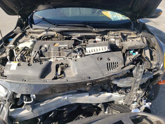 Photo 7 from auction – 2018 HONDA CIVIC LX with VIN 2HGFC2F56JH503188