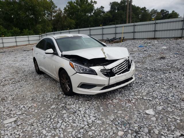 HYUNDAI SONATA SE 2016 with VIN 5NPE24AF9GH373979 - Photo from auction