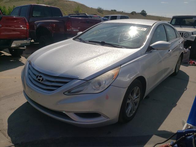Photo 2 from auction – 2013 HYUNDAI SONATA with VIN 5NPEB4AC3DH670604