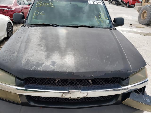 Photo 7 from auction – 2003 CHEVROLET AVALANCHE with VIN 3GNEC13T23G141944