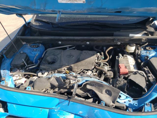 Photo 7 from auction – 2019 TOYOTA RAV4 XLE with VIN JTMW1RFV2KD009650