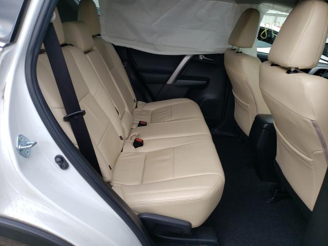 Photo 6 from auction – 2017 TOYOTA RAV4 XLE with VIN JTMRFREV6HJ169752