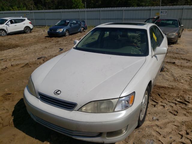 Photo 2 from auction – 2000 LEXUS ES 300 with VIN JT8BF28G3Y5097602