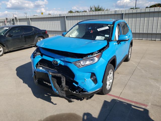 Photo 2 from auction – 2019 TOYOTA RAV4 XLE with VIN JTMW1RFV2KD009650