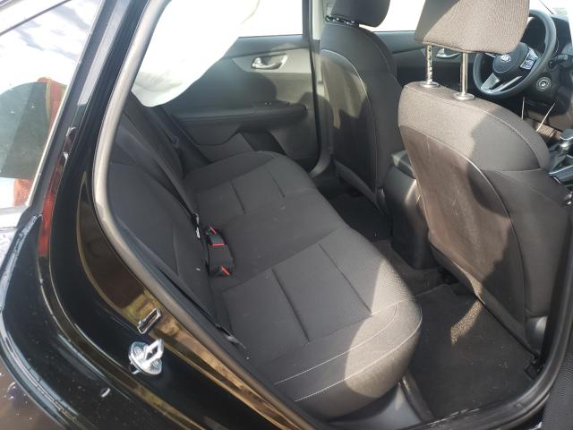 Photo 6 from auction – 2021 KIA FORTE FE with VIN 3KPF24AD5ME388059