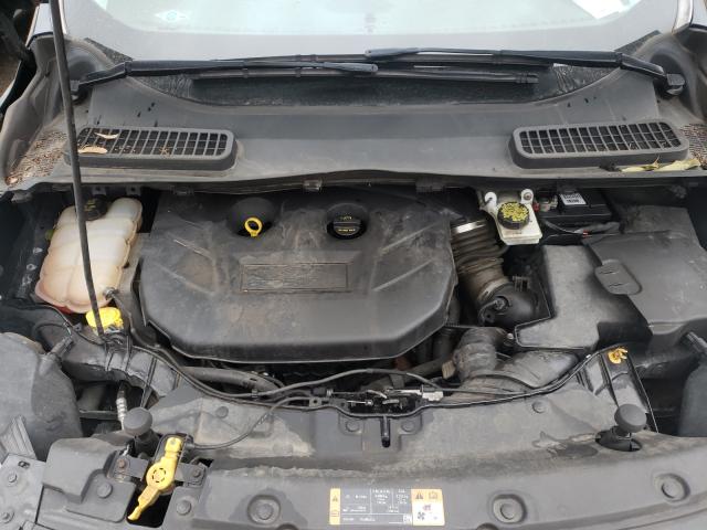 Photo 7 from auction – 2015 FORD ESCAPE SE with VIN 1FMCU9G95FUA02057