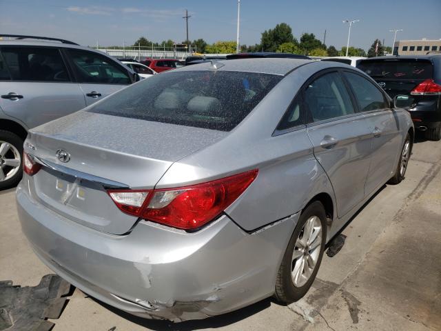 Photo 4 from auction – 2013 HYUNDAI SONATA with VIN 5NPEB4AC3DH670604