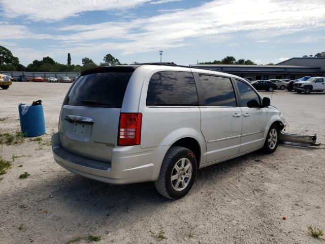 Photo 4 from auction – 2009 CHRYSLER TOWN & COU with VIN 2A8HR54109R659927
