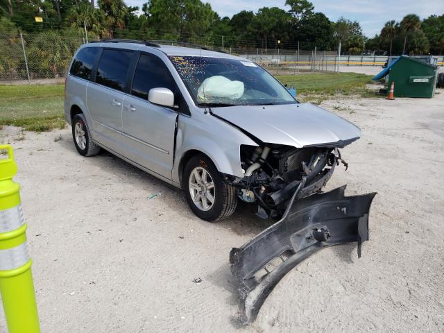 Photo 1 from auction – 2009 CHRYSLER TOWN & COU with VIN 2A8HR54109R659927