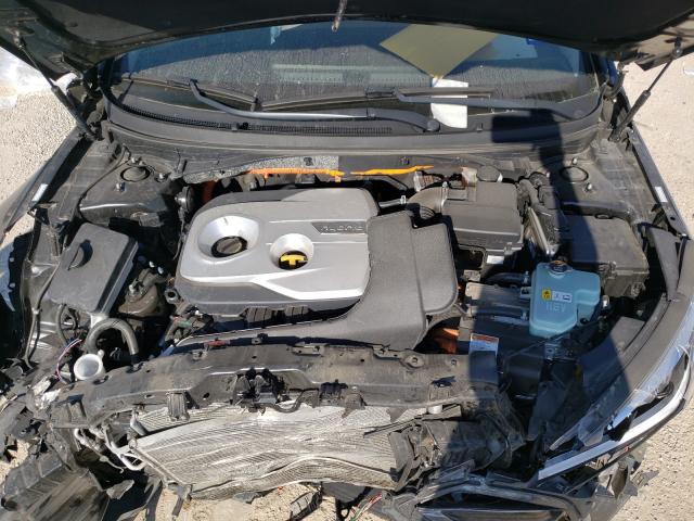 Photo 7 from auction – 2017 HYUNDAI SONATA HYB with VIN KMHE34L32HA076783