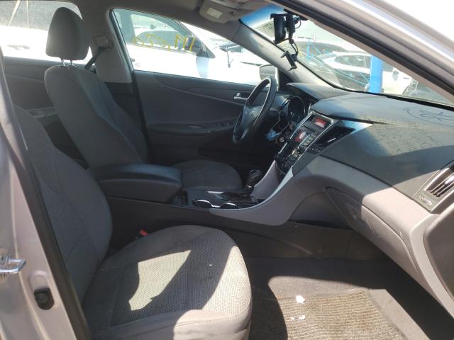 Photo 5 from auction – 2013 HYUNDAI SONATA with VIN 5NPEB4AC3DH670604