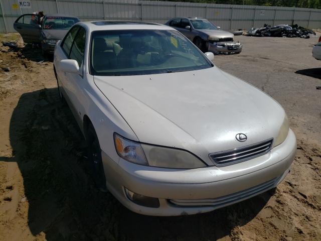 LEXUS ES 300 2000 with VIN JT8BF28G3Y5097602 - Photo from auction