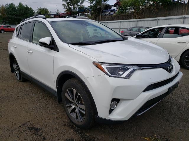 TOYOTA RAV4 XLE 2017 with VIN JTMRFREV6HJ169752 - Photo from auction