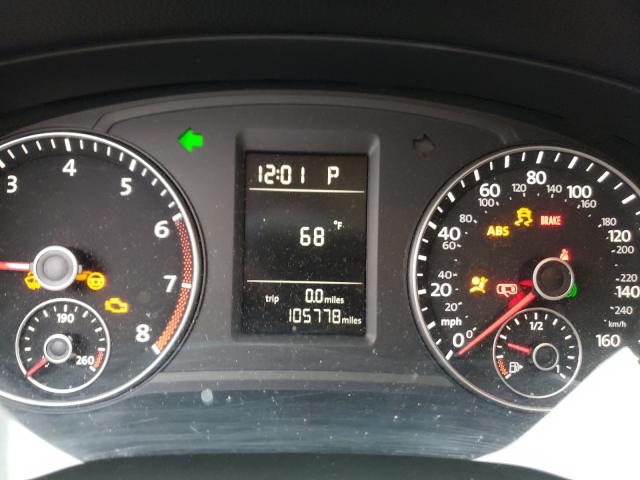 Photo 8 from auction – 2015 VOLKSWAGEN PASSAT S with VIN 1VWAT7A3XFC116629