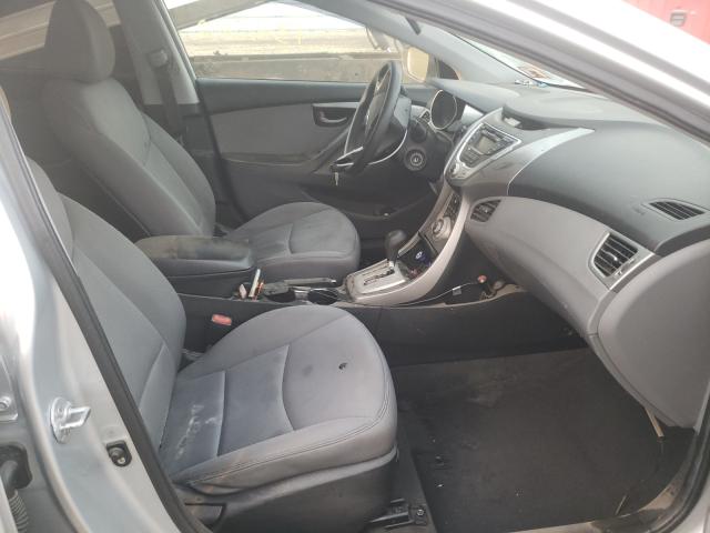 Photo 5 from auction – 2012 HYUNDAI ELANTRA with VIN 5NPDH4AE1CH081626