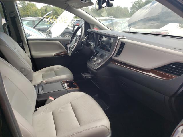 Photo 5 from auction – 2015 TOYOTA SIENNA XLE with VIN 5TDDK3DC1FS111213