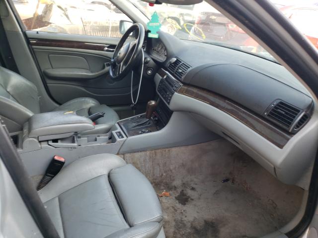 Photo 5 from auction – 2003 BMW 325 I with VIN WBAAZ33453KP81825