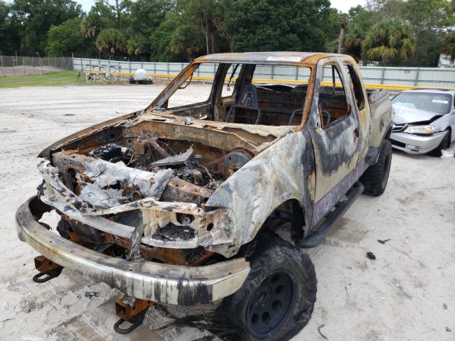 Photo 2 from auction – 2000 FORD F150 with VIN 2FTRX08L6YCA46762