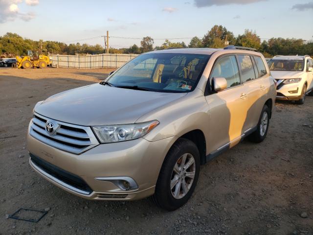 Photo 2 from auction – 2013 TOYOTA HIGHLANDER with VIN 5TDBK3EH8DS256280