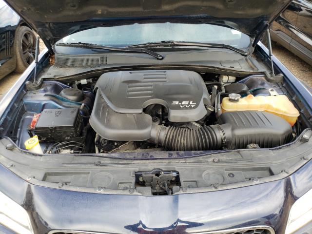 Photo 7 from auction – 2015 CHRYSLER 300 LIMITE with VIN 2C3CCAAG5FH931799