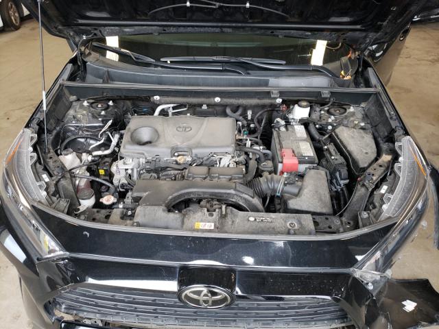 Photo 7 from auction – 2019 TOYOTA RAV4 LE with VIN 2T3F1RFV8KW075770