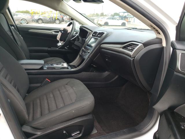 Photo 5 from auction – 2017 FORD FUSION SE with VIN 3FA6P0LUXHR301946
