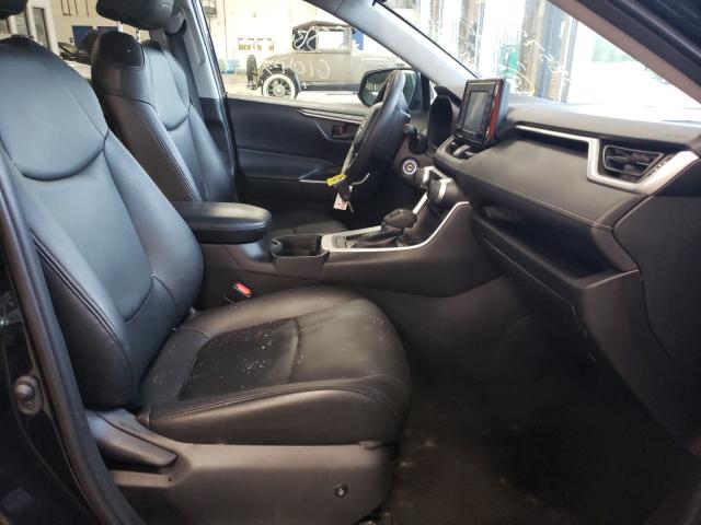 Photo 5 from auction – 2019 TOYOTA RAV4 LE with VIN 2T3F1RFV8KW075770