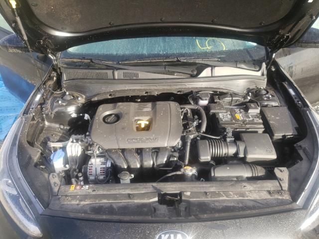 Photo 7 from auction – 2021 KIA FORTE FE with VIN 3KPF24AD1ME388060