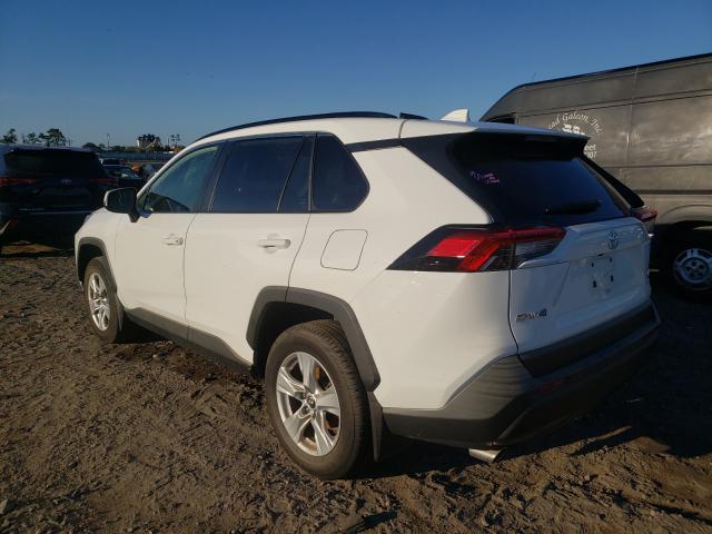 Photo 3 from auction – 2019 TOYOTA RAV4 XLE with VIN JTMP1RFV3KD523446