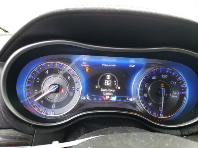 Photo 8 from auction – 2015 CHRYSLER 300 LIMITE with VIN 2C3CCAAG5FH931799