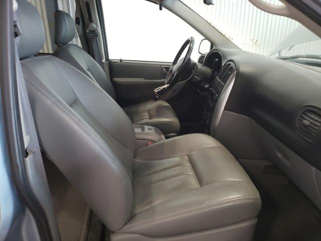 Photo 5 from auction – 2005 CHRYSLER TOWN & COU with VIN 2C4GP54L75R293145