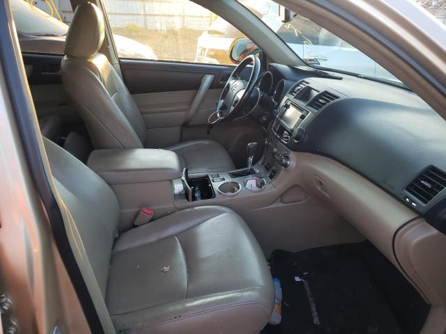 Photo 5 from auction – 2013 TOYOTA HIGHLANDER with VIN 5TDBK3EH8DS256280