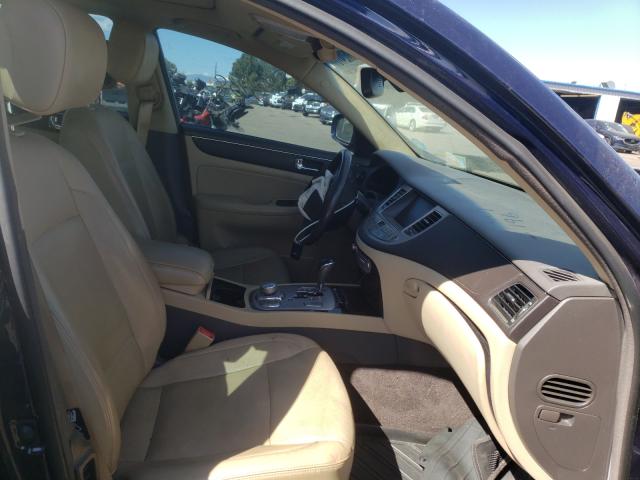 Photo 5 from auction – 2011 HYUNDAI GENESIS 4. with VIN KMHGC4DF6BU129122