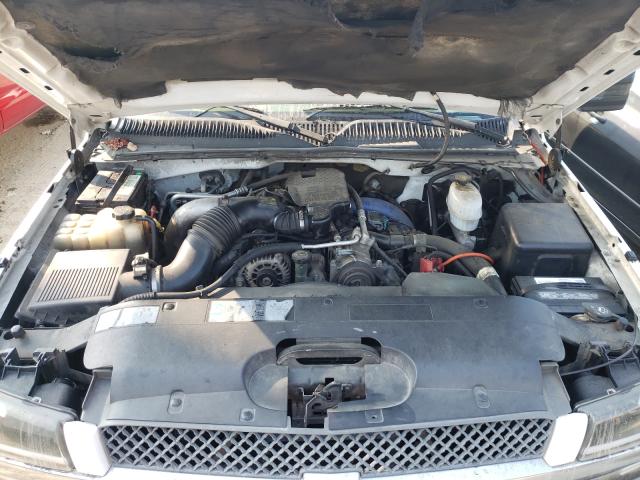 Photo 7 from auction – 2003 CHEVROLET SILVERADO with VIN 1GCJC33103F151410