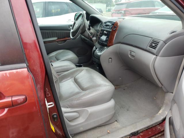 Photo 5 from auction – 2004 TOYOTA SIENNA XLE with VIN 5TDZA22C44S106705