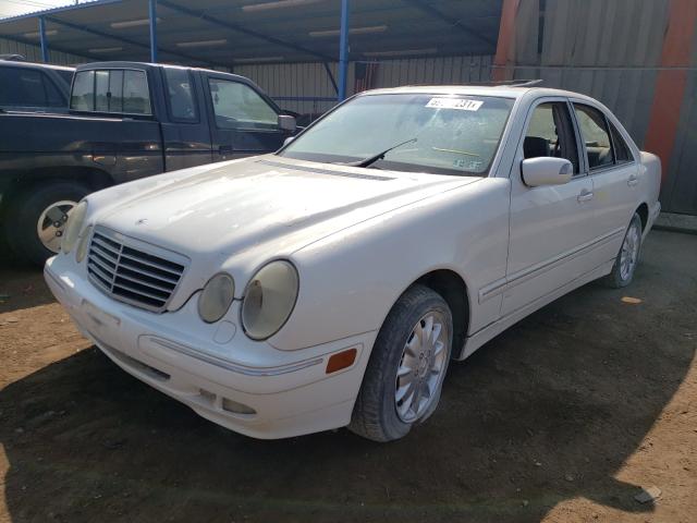 Photo 2 from auction – 2000 MERCEDES-BENZ E 320 with VIN WDBJF65J7YB030117