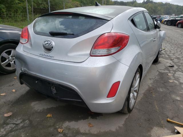 Photo 4 from auction – 2013 HYUNDAI VELOSTER with VIN KMHTC6AD6DU121280