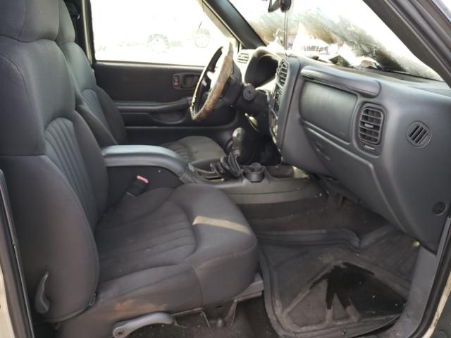 Photo 5 from auction – 2005 CHEVROLET BLAZER with VIN 1GNCT18X75K106475