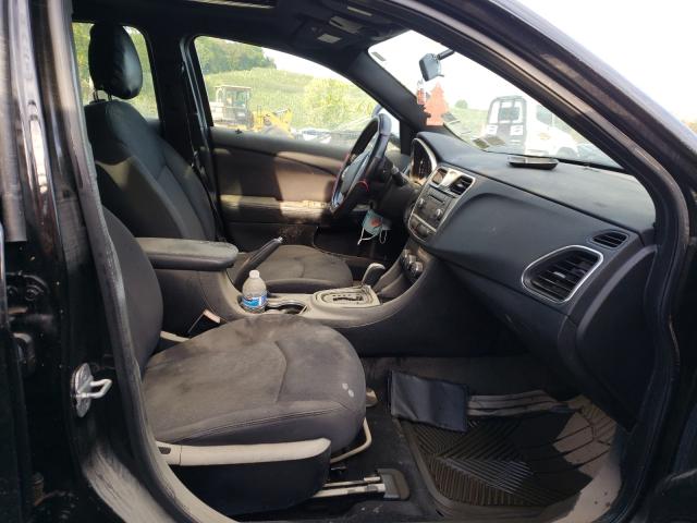 Photo 5 from auction – 2012 CHRYSLER 200 TOURIN with VIN 1C3CCBBB2CN298335