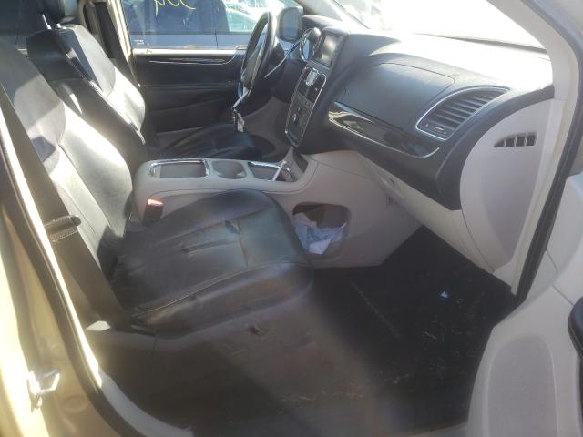 Photo 5 from auction – 2011 CHRYSLER TOWN & COU with VIN 2A4RR6DG2BR789102