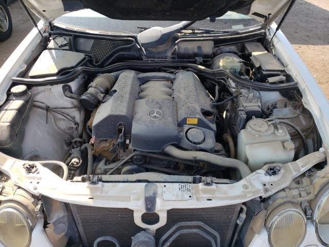 Photo 7 from auction – 2000 MERCEDES-BENZ E 320 with VIN WDBJF65J7YB030117