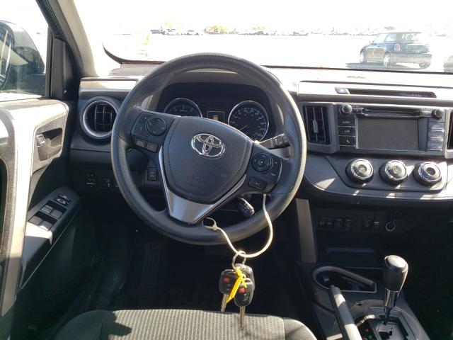 Photo 9 from auction – 2017 TOYOTA RAV4 LE with VIN 2T3BFREV5HW612511