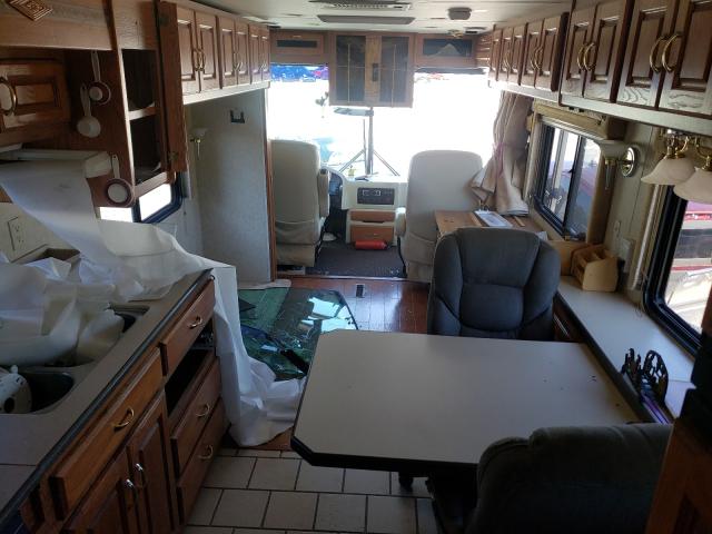 Photo 5 from auction – 2003 ROADMASTER RAIL MTRHM with VIN 1RF42464332025537